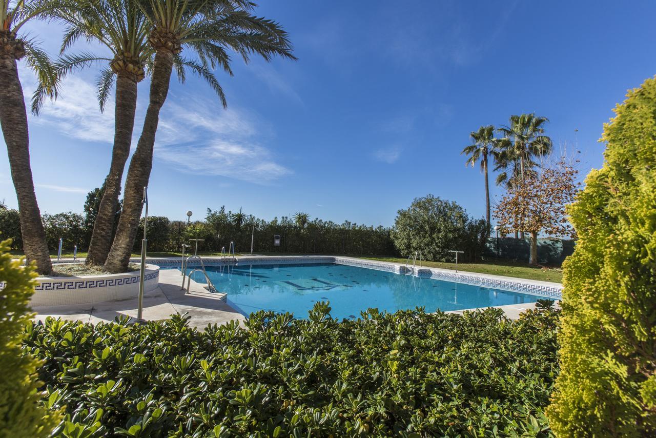 Varios Apartamentos Romana Playa Elviria Marbella Bagian luar foto