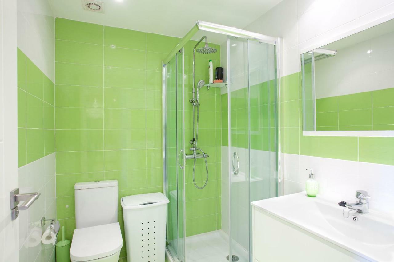 Varios Apartamentos Romana Playa Elviria Marbella Bagian luar foto